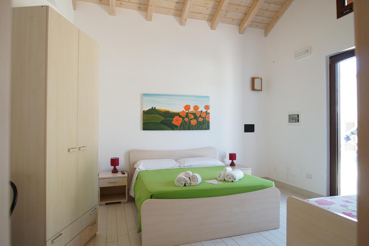Il Giardino Del Tiglio Bed and Breakfast Uggiano La Chiesa Εξωτερικό φωτογραφία